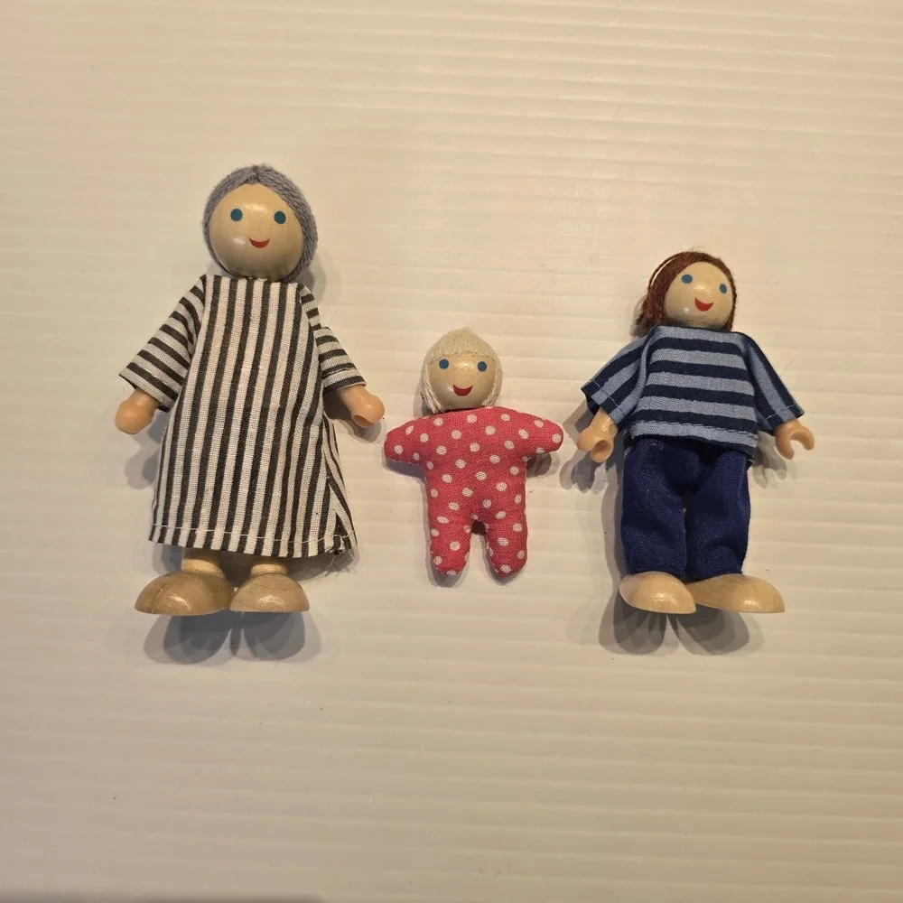 Wooden Doll Figures Dollhouse Bendable Poseable‎ Action Figures